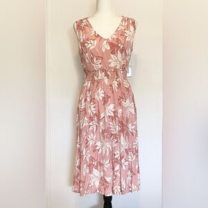 Suzy Shier Floral Pink Sleeveless Dress size medium